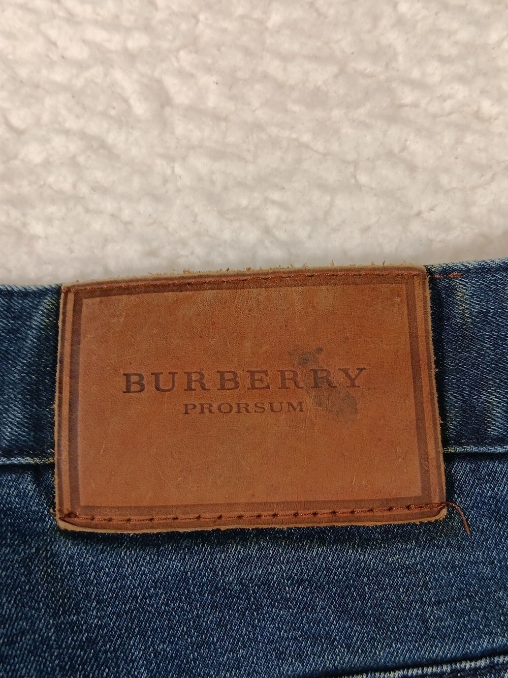 Burberry Jeans Mens 32x27 Blue Denim Slim Fit Dark Wash Stretch Designer Bloke - Picture 10 of 15